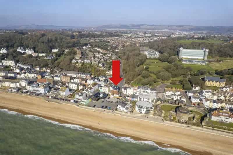 3 Bedroom Flat for Sale Sandgate Kent