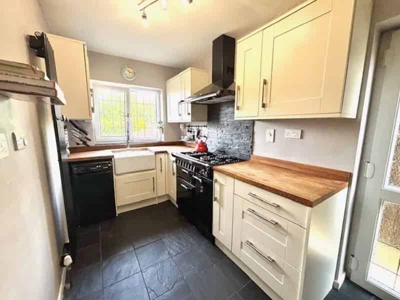 3 Bedroom Semi Detached House For Sale Grove Vale Great Barr