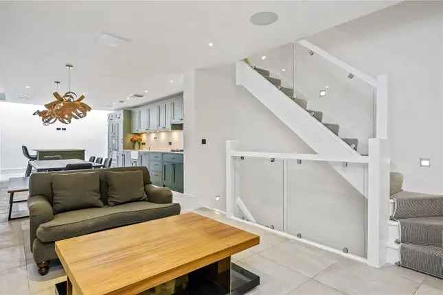 Terraced house for sale in Calvin Street, London E1