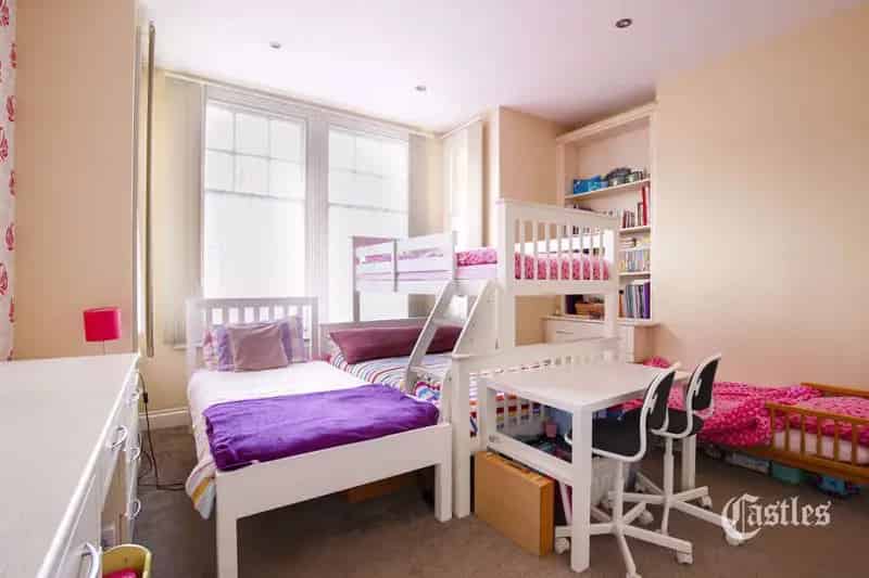 4 Bedroom Victorian Terraced House Clapton