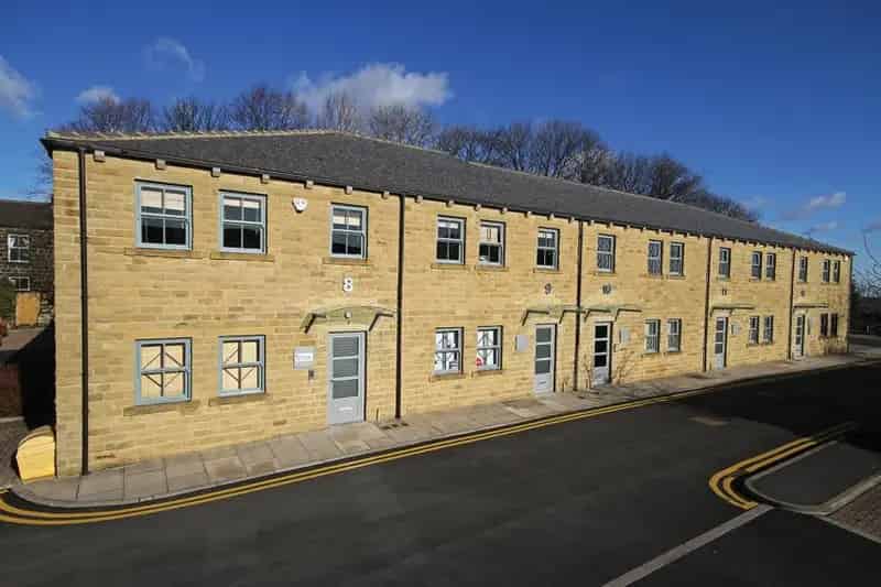 Horsforth Office Buildings Modern Workspace for Lease