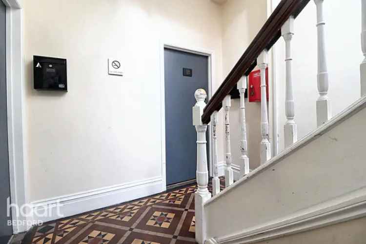 2 Bedroom Apartment for Sale near Bedford Train Station