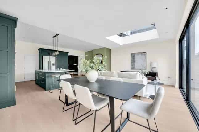 Semi Detached House For Sale In Sudbrooke Road London SW12
