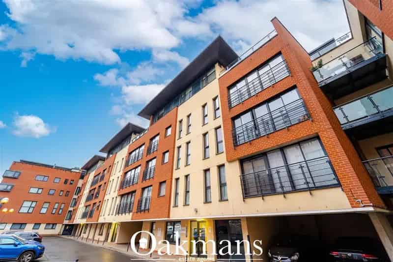 2 Bedroom Apartment for Sale No Upward Chain Allocated Parking