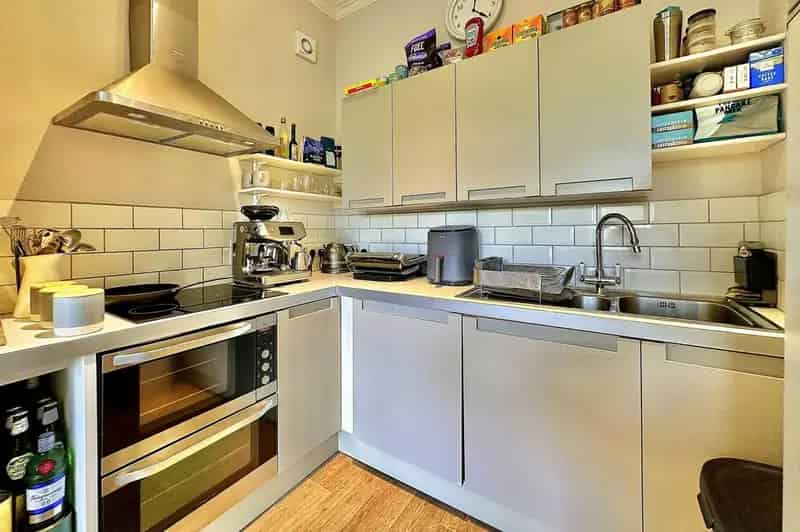 1 Bedroom Flat for Sale Bath