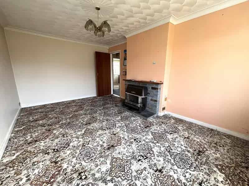 2 bedroom bungalow for sale
