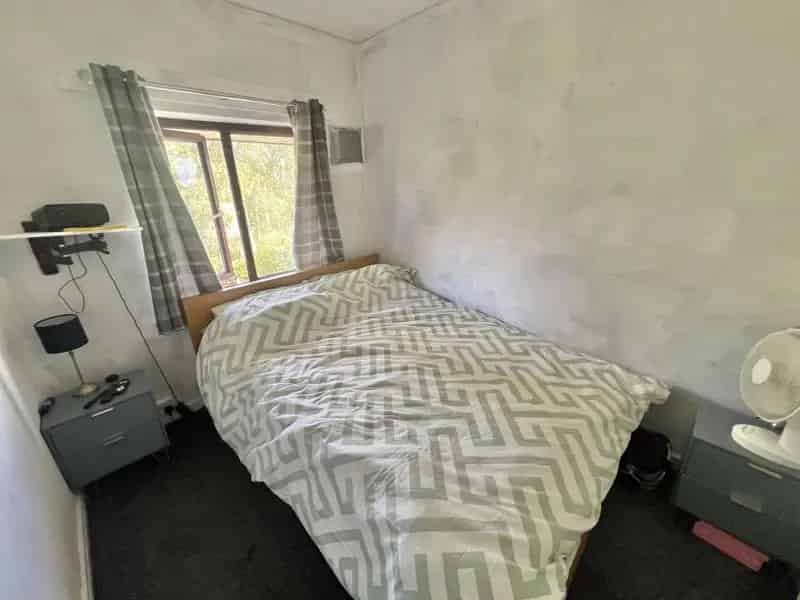 3 Bedroom End of Terrace House to Rent