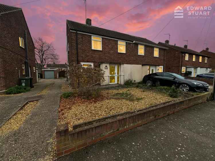 3 bedroom semi-detached house for sale