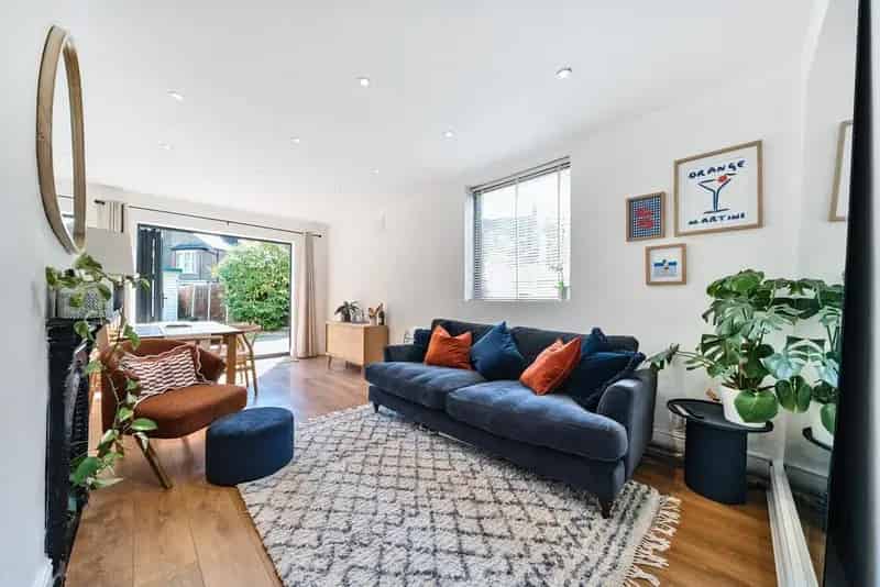 Victorian Ground Floor Flat Near Streatham Station