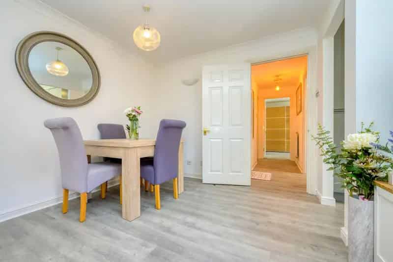 2 Bedroom Apartment House to Rent