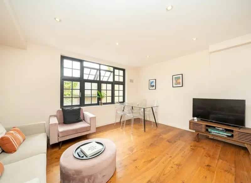 Flat For Sale , 214, Archway Road, London, England