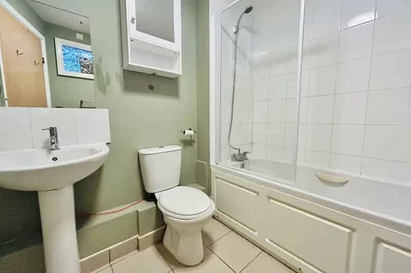 Two Double Bedroom Furnished Apartment in Derby City Centre