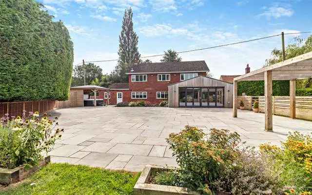 Barford Road, Marlingford, Norwich, Norfolk, NR9 5HU | Property for sale | Savills