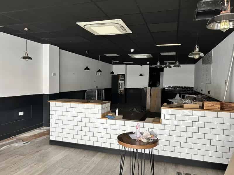 Retail Unit with Storage and Food Prep Area