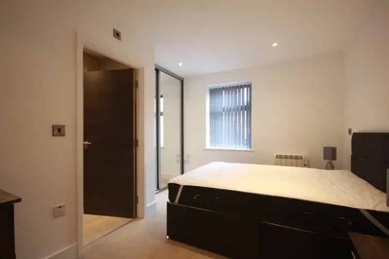 2 Bedroom Flat To Rent Available 2025