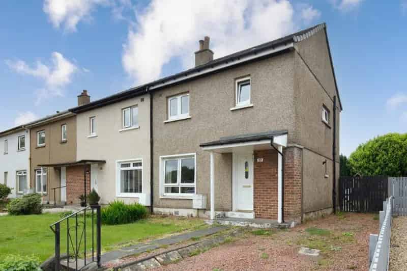 2 Bedroom End of Terrace House for Sale