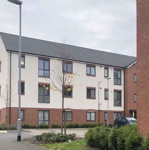 2 Double Bedroom Flat New Build Own Drive Excellent Transport Links