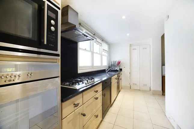 Maisonette for sale in Elvaston Place, London SW7