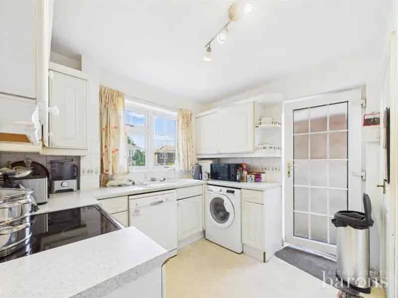 4 Bed Detached House for Sale - No Onward Chain
