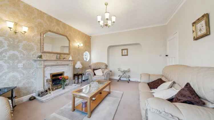 3 Bedroom Semi-Detached Bungalow for Sale in Kings Park