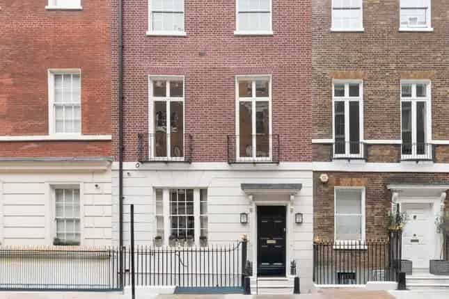 Luxury Six-Floor Townhouse in Mayfair