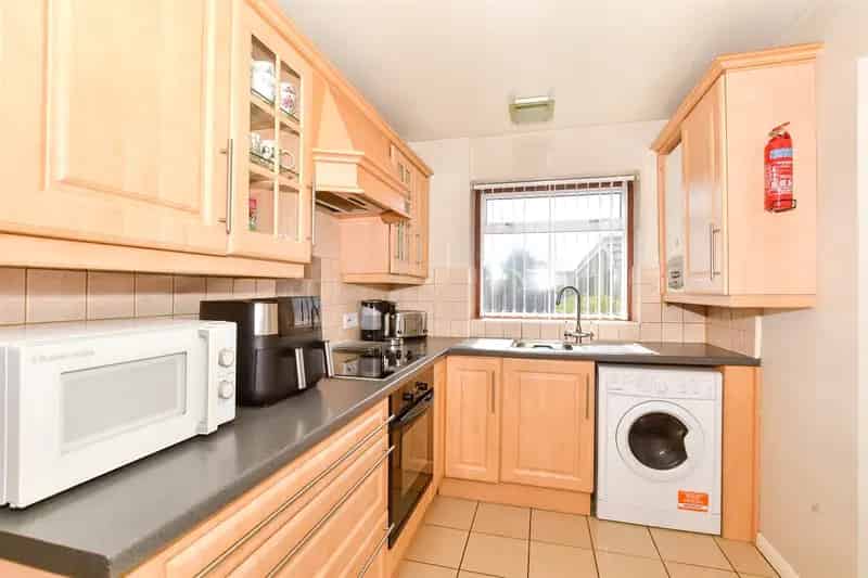 3 Bedroom Semi-Detached House For Sale Near Rail Station
