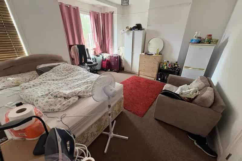 Fully Furnished Double Room Kingsthorpe NN2 Bills Included