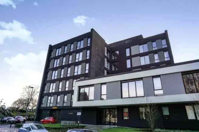 2 Bedroom Apartment for Sale Full Service Oakmans