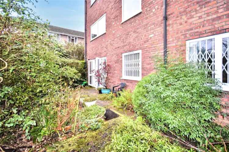 2 Bedroom Apartment Richmond Kew Gardens Modernisation Potential