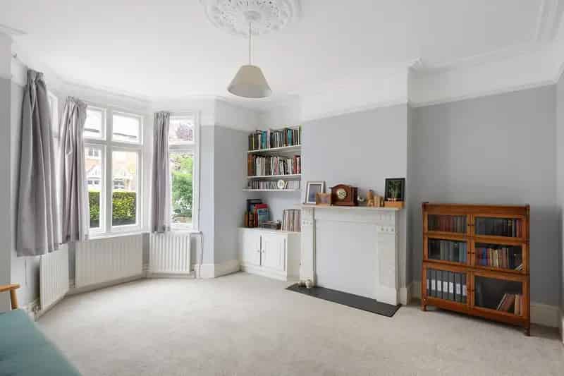 3 Bedroom Victorian House for Sale near West Ealing Station