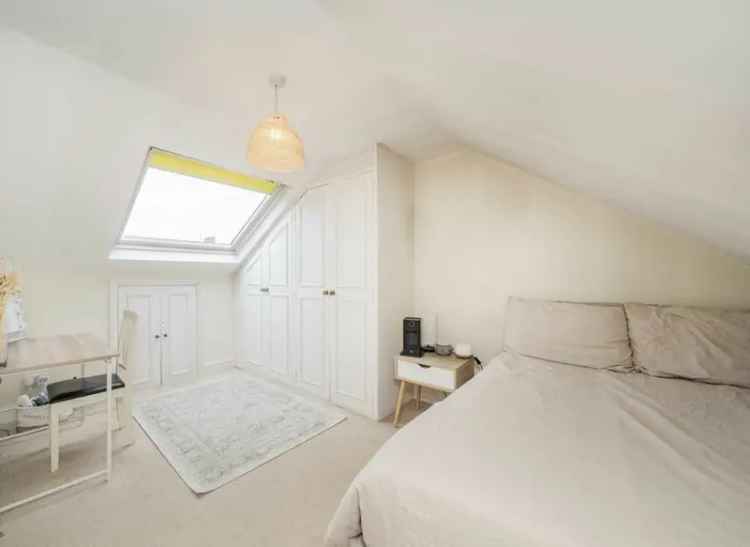 Three Double Bedroom Victorian Conversion Clapham