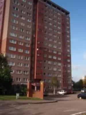 2 Bed Flat Newtown - Benefits Changes Information