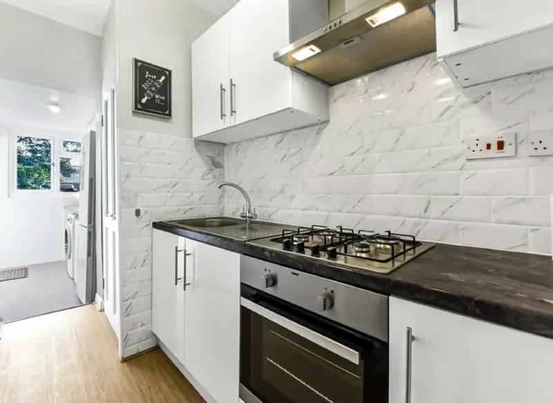 5 Bedroom Freehold House Furzedown Tooting