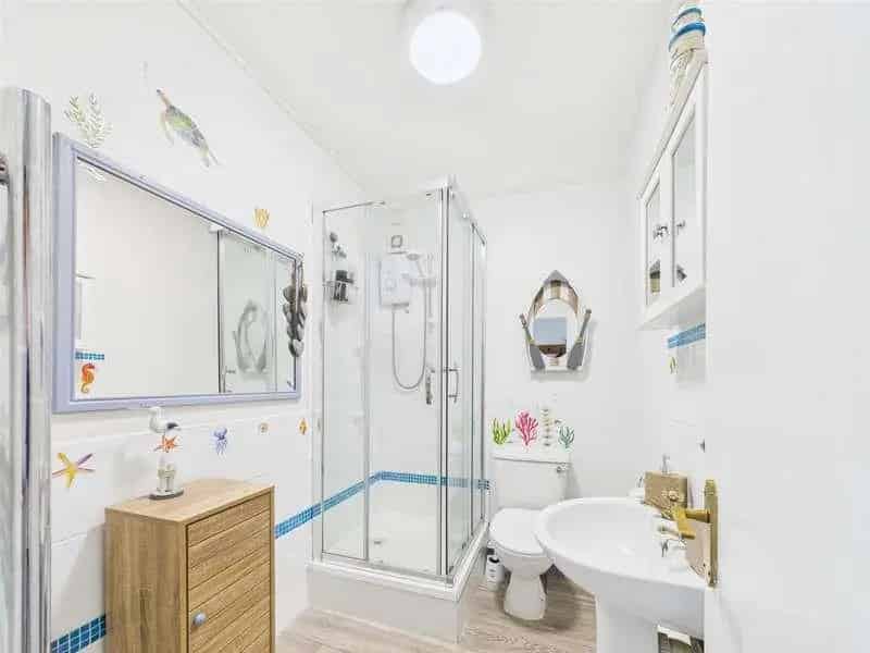 2 Bed Flat for Sale in Ilfracombe
