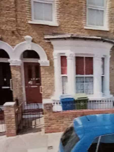 Ground Floor Flat Near Transport Links