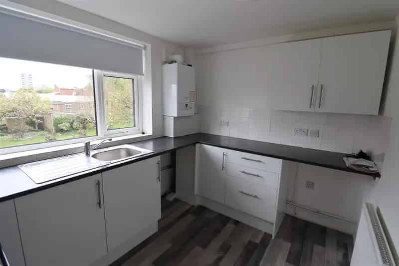 2 Bedroom Apartment to Rent Near City Centre