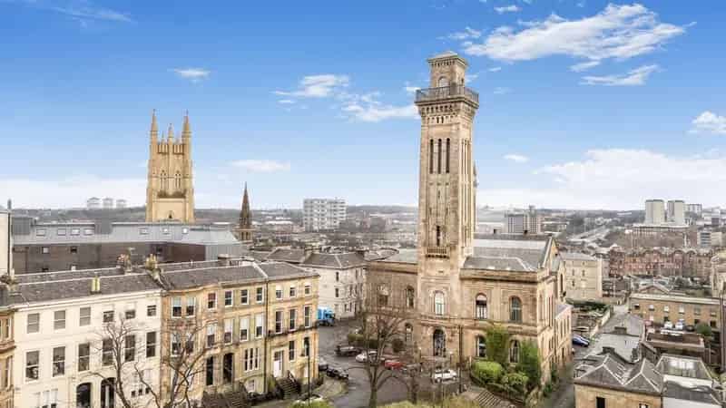 2 Bedroom Duplex Conversion for Sale in Glasgow Park District