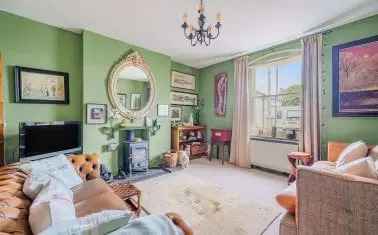 Victorian Manse in St Keverne - Character Features and Large Garden