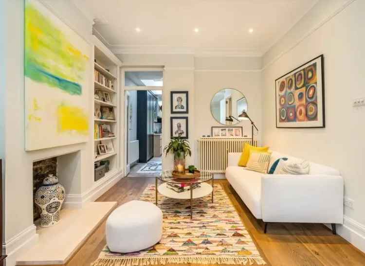 Four Double Bedroom Victorian House in Queen's Park