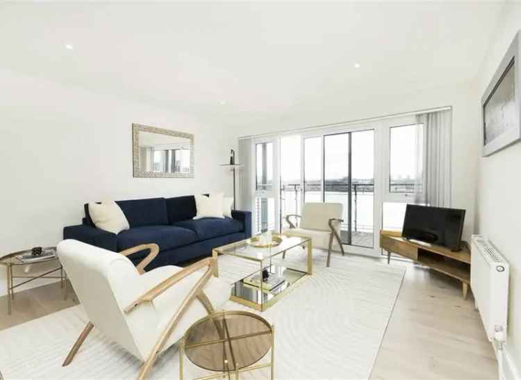 Refurbished 2-Bedroom River Thames Apartment near Tower Bridge