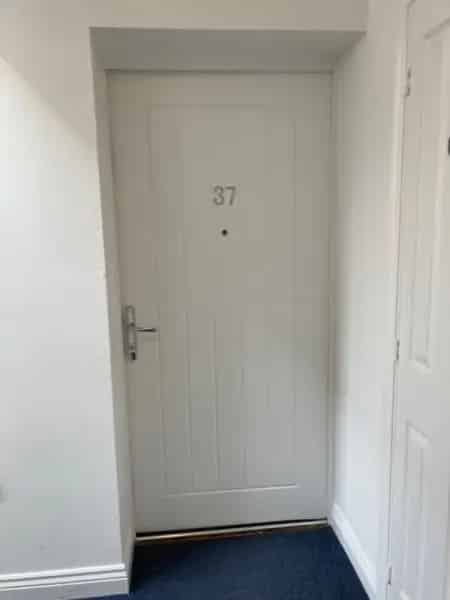 2 Double Bedroom Flat Near Good Schools and Bus Routes