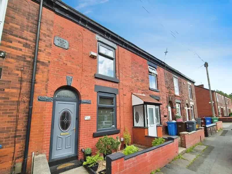 2 Bedroom Mid Terrace House for Sale Abbey Hey Greater Manchester