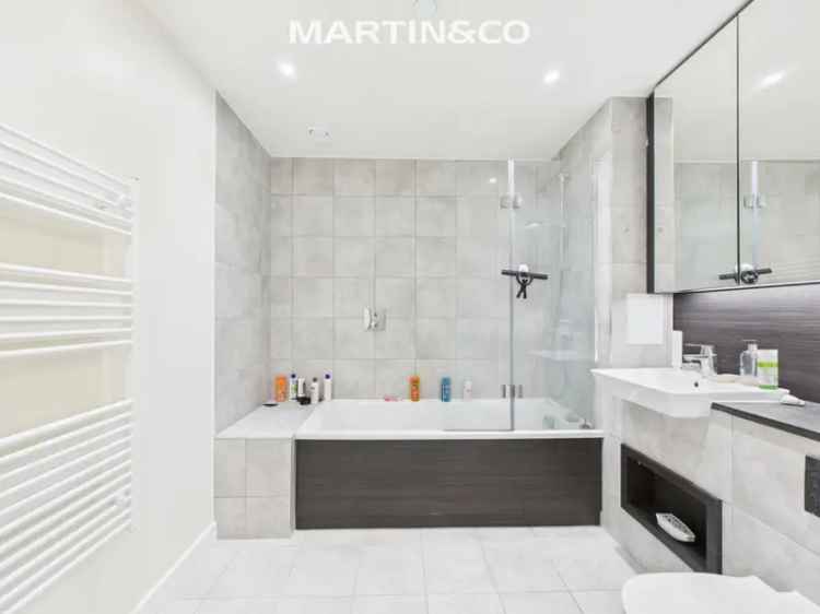 2 bedroom Flat
 To Rent