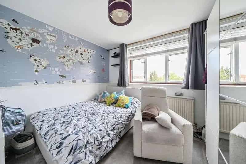 3 Bed House for Sale in Ruislip