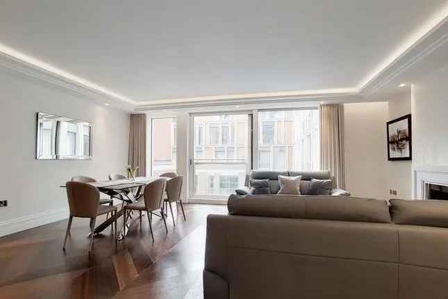 Flat for Rent in Strand WC2R