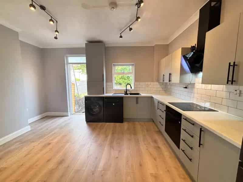 2 Bedroom House For Sale Easton Newly Refurbished 797 SQ FT