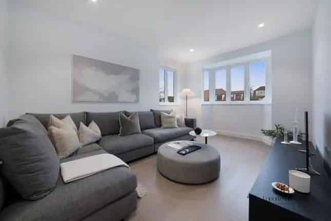 5-Bedroom House Near Hampstead Heath London NW2