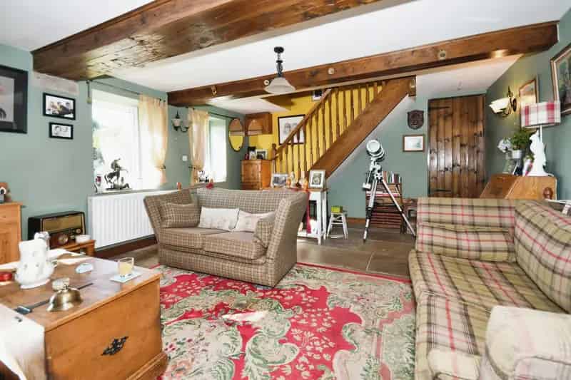 5-6 Bedroom Smallholding with Stables and Panoramic Views