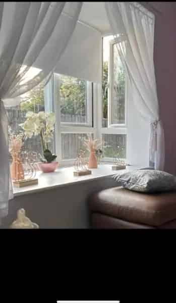 1 Bedroom Ground Floor Flat New Flooring Private Garden
