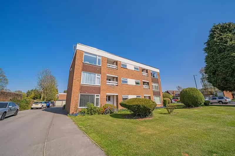 2 Bedroom Apartment for Sale